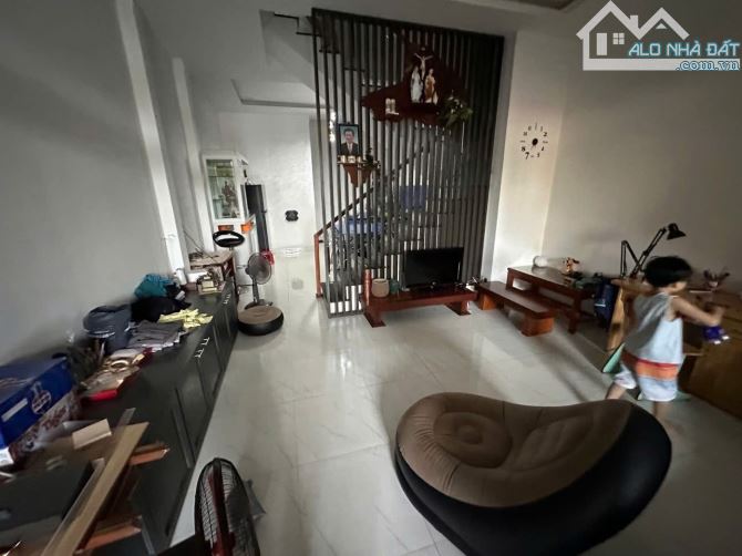 BÁN NHÀ 2 MÊ – MẶT TIỀN NGUYỄN HỮU THẤU, TP. BMT