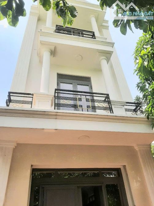 Bán nhà 3 tầng đường THẠNH XUÂN 52, phường THẠNH XUÂN, Q12,dt48m²(4,3x11)Hẻm ô tô.