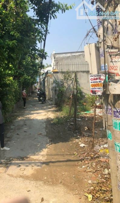 Bán Đất Full thổ cư đường HÀ HUY GIÁP phường THẠNH XUÂN Q12, dt 142,1m²(6,3x21).Hẻm ô tô