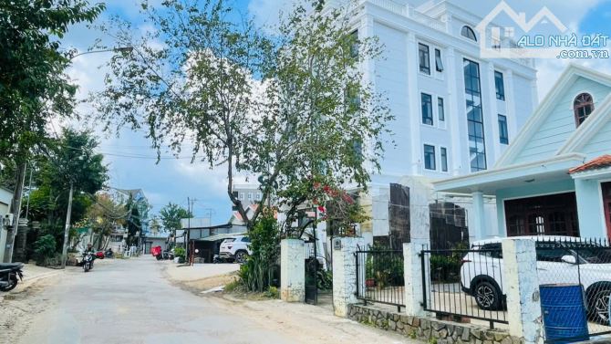 🏡 Cần bán Đất 615.3m2 Xe đường Mai Xuân Thưởng, P.08, Đà Lạt ngang 18, dài 28 mét
