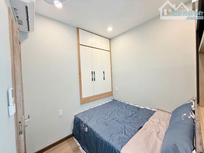 Bán gấp nhà - Ngay trung tâm Quận Tân Bình - 10m ra hxh Trường Chinh - DT 4,2x9m - 2 tầng