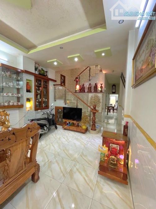 MẶT TIỀ.N CẠNH NGUYỄN SƠ.N - KINH DOAN.H - NH - ( 4.5X31M )