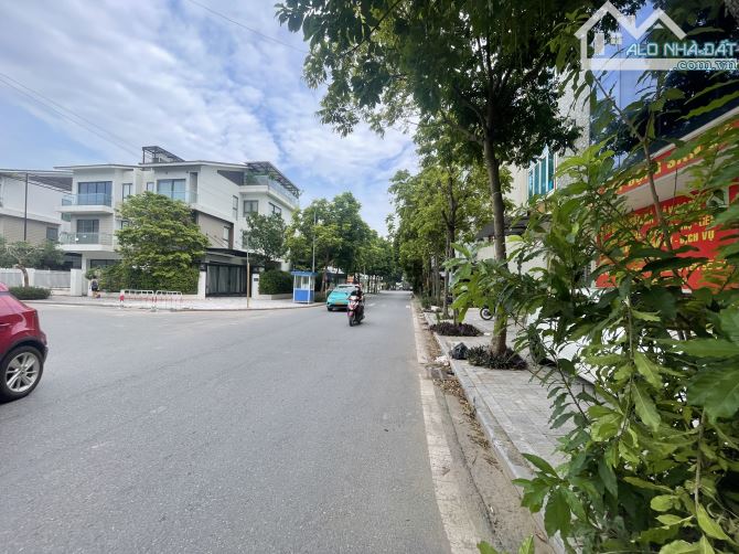 Bán nhà C4 DV Yên Nghĩa, 50m2,phân lô vỉa hè đường chính kinh doanh,giá cần tiền chỉ 10 tỷ