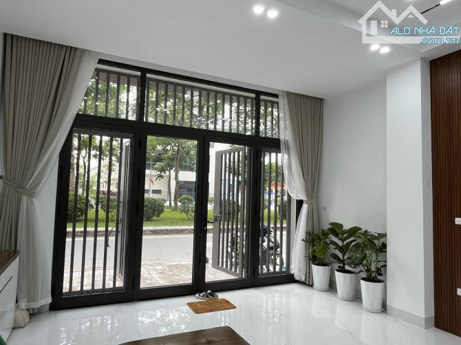 Bán LK An Hưng, trục đường đôi. Lê Quang Đạo. 81m2, 6t, mt 5m, giá 28.6 tỷ