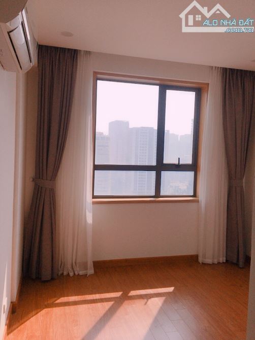 CHO THUÊ GẤP CĂN HỘ HANDIRECO LÊ VĂN LƯƠNG 3 NGỦ 100M2 NHÀ ĐẸP CHỈ 16TR