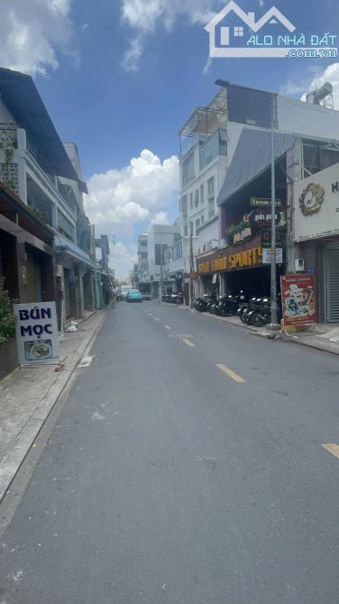 Bán nhà MT Bùi Thị Xuân ,p2 ,Tân Bình .DT:5x22m .CN 86m2 .2 tầng .Giá :11.5 tỷ