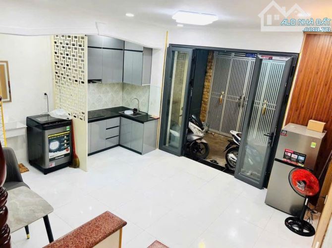 BÁN NHÀ GÒ VẤP 30M2 VUÔNG A4 – 2 TẦNG MỚI – HẺM BA GÁC - NGAY CHỢ GÒ VẤP – CHỈ 3 TỶ 45