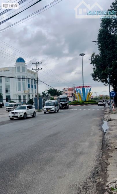 Bán nhà 1 trệt 1 lầu mặt tiền đường Trần Hưng Đạo DT 153m2 Hướng Tây giá 14 tỷ