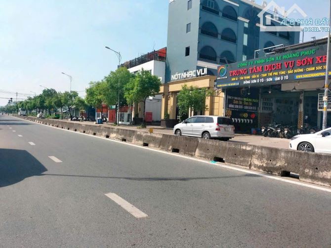 QUẬN 12 – ĐẤT KHỦNG 2 MẶT TIỀN DƯƠNG THỊ GIANG – DT 680M² – GIÁ CHỈ 60 TỶ TL