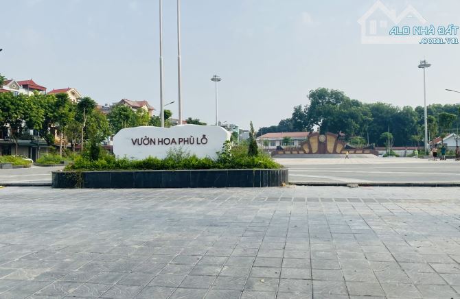 Hiếm-Đất Phù Lỗ-giá 2x/m2-Lô góc-ô tô đỗ cửa-DT 132m2
