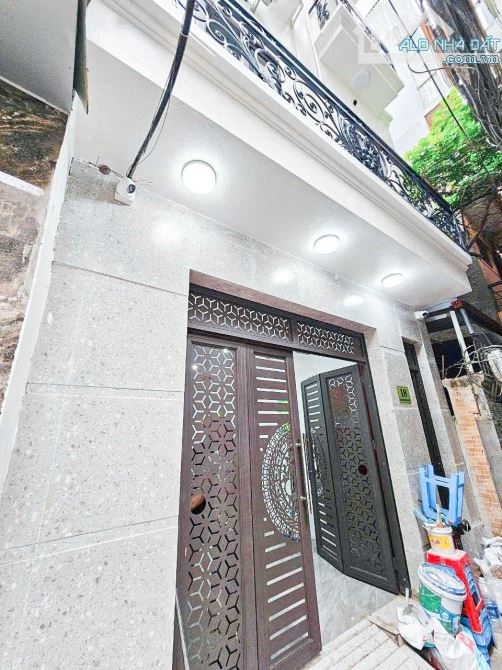 BÁN TÒA CCMN THANH XUÂN 78M2 6 TẦNG 23 PHÒNG KHÉP KÍN - DÒNG TIỀN 100TR/TH - GIÁ 19.9 TỶ