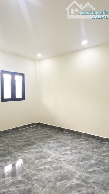 BÀ HOM Q6-DTs 110M2-3TẦNG-3PN-FULL NỘI THẤT-HẼM THÔNG-XE TẢI TRÁNH-CHỈ 5.X TỶ - 6