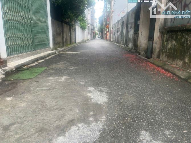 Chính chủ gửi Bán NHANH Đất Giang Biên, ô tô thông, 55m, MT 4.1m, giá 9.2 tỷ - 1