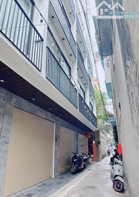Khu vip Nguyễn Sơn, lô góc cực đẹp thang máy 6 tầng,full nội thất,oto vào nhà.Giá 12.5 tỷ - 1
