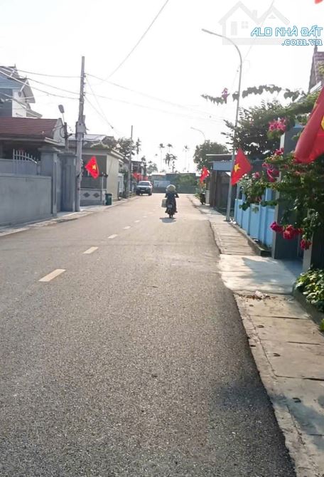 Chính chủ gửi bán một lô góc tại thôn 5 - Mỹ Đồng - Phường Lê Ích Mộc - 1