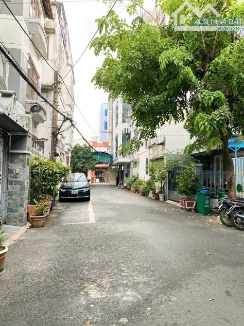 Căn Hộ Dịch Vụ Hầm 7 Lầu Ngang 10m HXH UNG VĂN KHIÊM, P.25, Bình Thạnh, 10x26m, Chỉ 55 Tỷ - 1