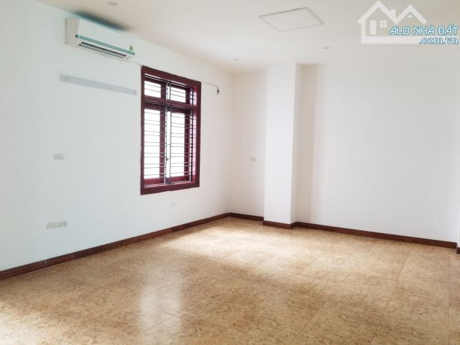CHO THUÊ VĂN PHÒNG TẠI TRƯƠNG CÔNG GIAI 25M2 - 50M2 GIÁ CHỈ TỪ 4,5TR - 8TR / THÁNG - 1