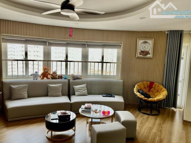 Căn hộ chung cư Toà Thăng Long Tower 33 Mạc Thái Tổ 120m2 7.35 tỷ, full nội thất - 1