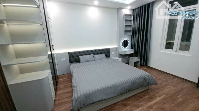 BÁN NHÀ HỒ TÙNG MẬU MAI DỊCH - NHÀ ĐẸP GẦN PHỐ - TẶNG NỘI THẤT - DT 35M2, 5 TẦNG, HƠN 7 TỶ - 1