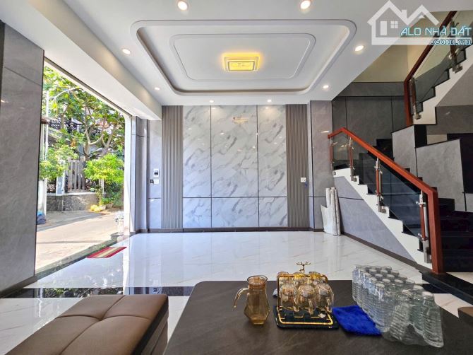 BÁN NHÀ 1 TRỆT 1 LẦU MỚI - P. HỐ NAI, cách Đường Nguyễn Ái Quốc vào 250M - 1
