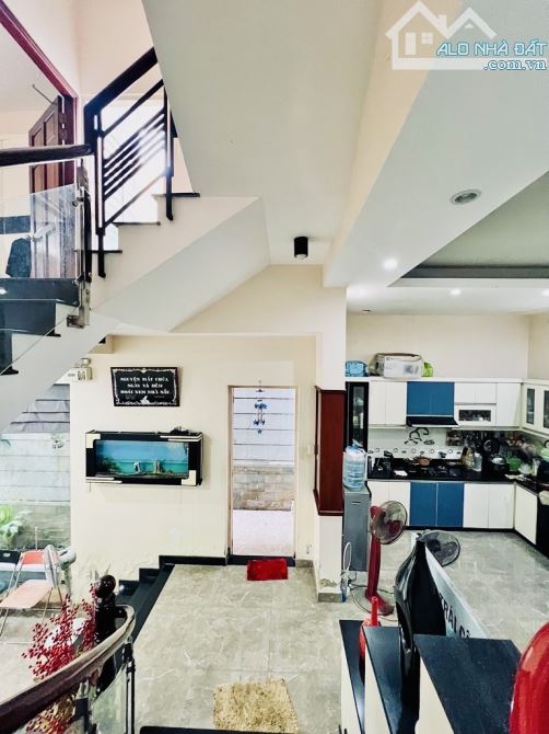 Bán nhà 4 tầng đẹp hẻm xe hơi 5m, ngang khủng 6m, 84m² Gò Vấp, giá chỉ 8 tỷ nhỉnh - 1