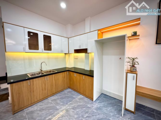 Gò Vấp - 48m2 - 2 Tầng - 5.65 ỷ - Hẻm Ôtô - Hoàn công - SHR - 1
