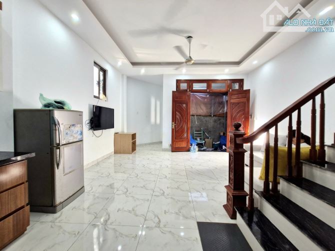 Bá,n Nhà Di Trạch - Hoài Đức, 30m2* 4Tầng Nở Hậu, Ngõ nông gần ôtô chỉ 50m ra trục chính. - 1