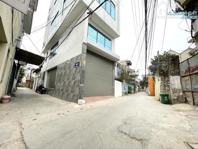BÁN NHÀ XÂY MỚI 5 TẦNG THANG MÁY X50m2 oto qua nhà ngõ thông , sát KDT hinode kim chung - 1