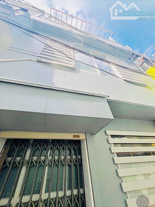 Bán nhà 3 tầng, Lê Văn Lương, Quận 7. 60m2 hoàn công. Chỉ 3.xx tỷ - 1