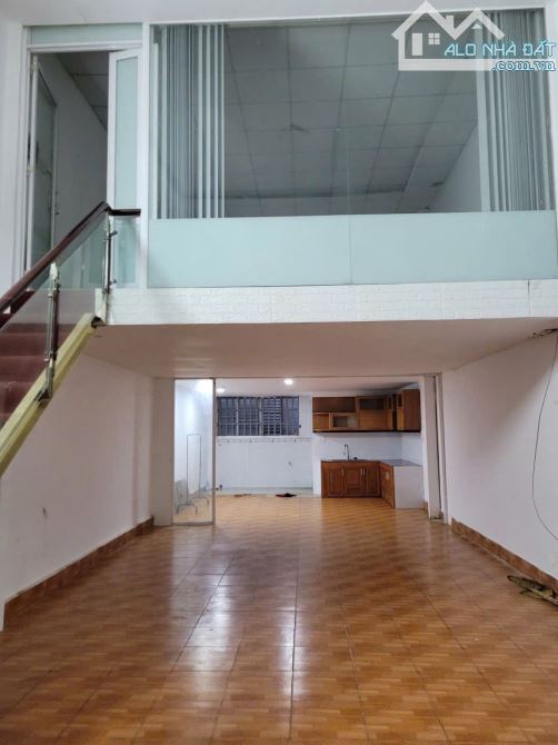 Bán nhà cấp 4 có lửng tiện ở hoặc xây mới 5×16 khu tên lửa - 1