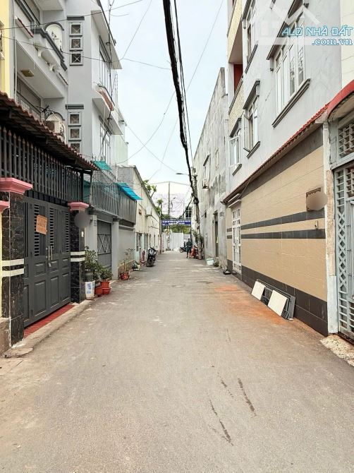 Bán nhà 1 trục Nguyễn Văn Khối – Hẻm ô tô đỗ cửa – Gò Vấp – Chỉ 5 tỷ nhỉnh thương lượng - 1