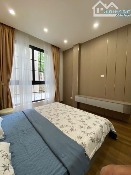 Bán nhà Hoàng Hoa Thám, ngõ rộng thông, gần phố, nhà đẹp ở ngay, 46m2, 4 tầng, giá 9 tỷ - 1