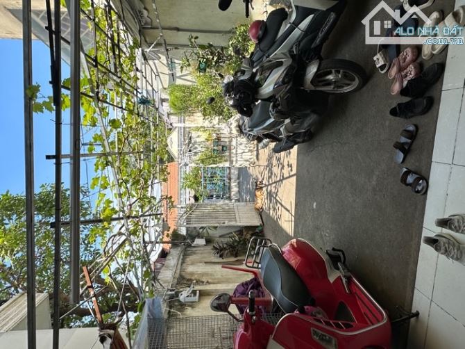 Nhà, hẻm xe hơi_gần Đảo Kim Cương, DT khủng 143m _ nở hậu,  chỉ 8,7 tỷ thương lượng - 1