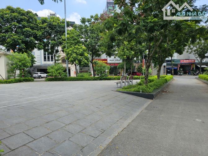 Cần bán 60m đất siêu đẹp Trung tâm Long Biên - Việt Hưng - 1