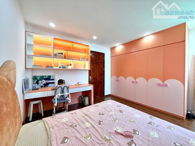 Chỉ nhình 8 tỷ có nhà đẹp 45m2, 2 thoáng, thang máy xịn, oto đỗ cửa, full nội thất đẹp - 1