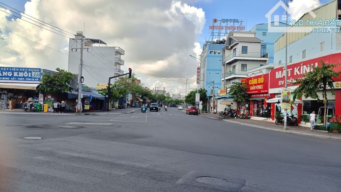 💥LÔ GÓC 3 MẶT TIỀN TRẦN HƯNG ĐẠO, NGANG 7M, CẠNH BIGC GO, TTHC, ĐÔNG HOÀ CHỈ 16TỶ - 1