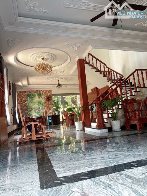💥BIỆT THỰ ĐẸP 315M2, NGANG HƠN 8M, CẠNH BIGC GO, TTHC, ĐÔNG HOÀ, DĨ AN CHỈ HƠN 21TỶ - 1