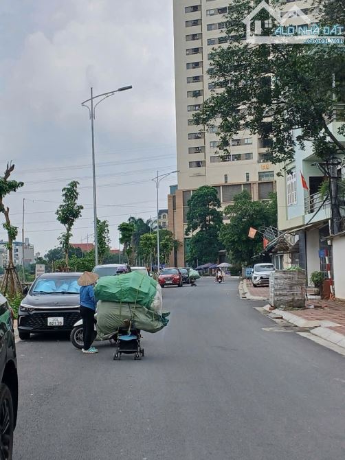 🏠NGÔ QUYỀN, LÔ GÓC, NHÀ ĐẸP XÂY MỚI, FULL NỘI THẤT, OTO ĐỖ CỬA, HÀNG XÓM KĐT VĂN KHÊ: 8,3 - 1