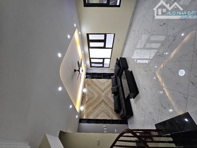 9,15 TỶ, NHÀ BỒ ĐỀ, 6 TẦNG THANG MÁY, 35M2 CỰC ĐẸP - 1