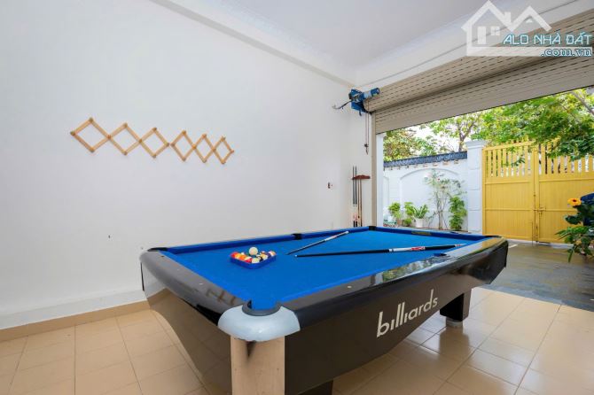 🏡🏡🏡Bán Biệt Thự 1 Trệt 2 Lầu Đường Nội Bộ Lạc Long Quân 330M2 (10x33) - Giá: 32Tỷ - 12