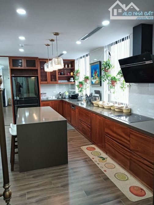 Cần bán gấp Tòa VP Mặt Phố Triệu Việt Vương dt: 150m2 x 9 Tầng Mt:6.5m Giá chào bán 190 Tỷ - 14
