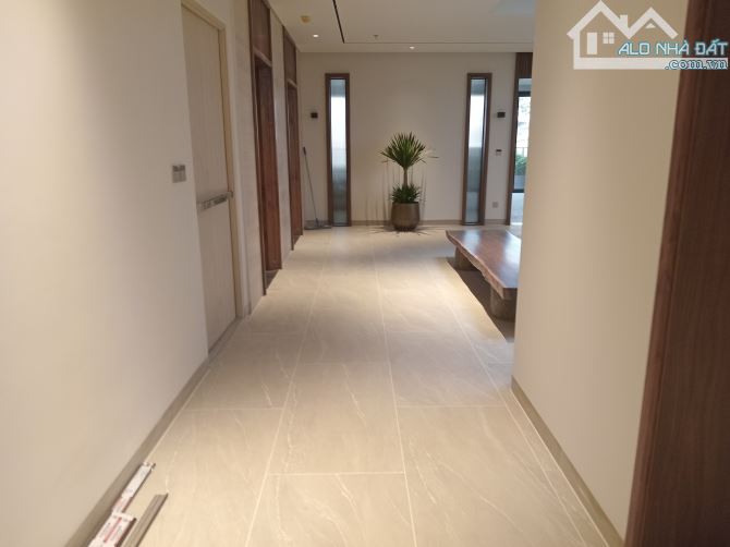 Bán toà nhà mặt phố Nguyễn Hữu Thọ 240m2 xây dựng 9 tầng, mặt tiền 10m Giá 205 tỷ - 2