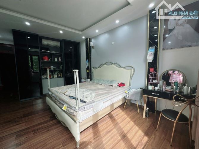 Bán nhà mặt phố kinh doanh hà trì Ngã Tư hà trì dt 62 5t - 2