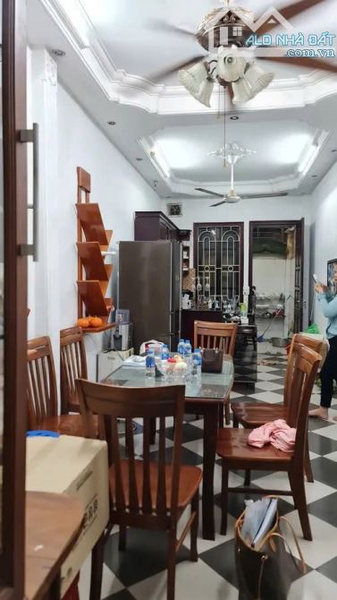 Bán nhà phố Nguyễn Sơn 100m, MT8m kinh doanh, 2 mặt ôtô tránh thang máy 23 tỷ - 2