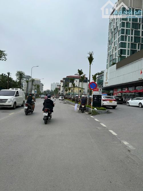 Bán Nhà Mặt Phố Tây Hồ, Dt 222m, Nhà 2 Tầng, Mt 8.9m, Chỉ 168 Tỷ - 3