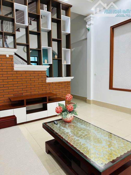 Cần bán nhà 3 tầng phố tống duy tân kinh doanh đẹp, hải dương - 2