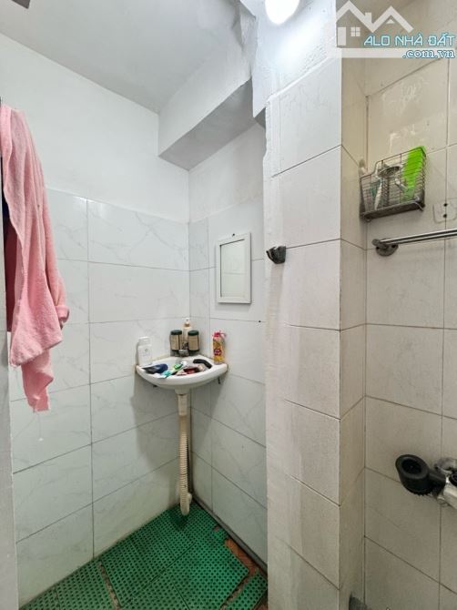 THOÁNG SÁNG MẶT TIỀN RỘNG - 3 tầng Nguyễn Thái Học 15m chỉ 4.05 tỷ - SĐCC VUÔNG ĐẸP - 2