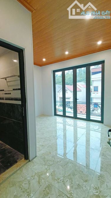 Bán nhà 3 tầng phường vũ ninh làn 2 đường đấu mã đi vào 82m2 mặt 4.4m giá 4.2 tỷ - 2