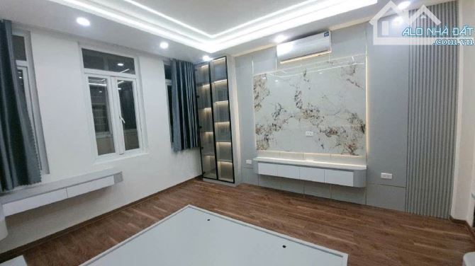 BÁN NHÀ HỒ TÙNG MẬU MAI DỊCH - NHÀ ĐẸP GẦN PHỐ - TẶNG NỘI THẤT - DT 35M2, 5 TẦNG, HƠN 7 TỶ - 2