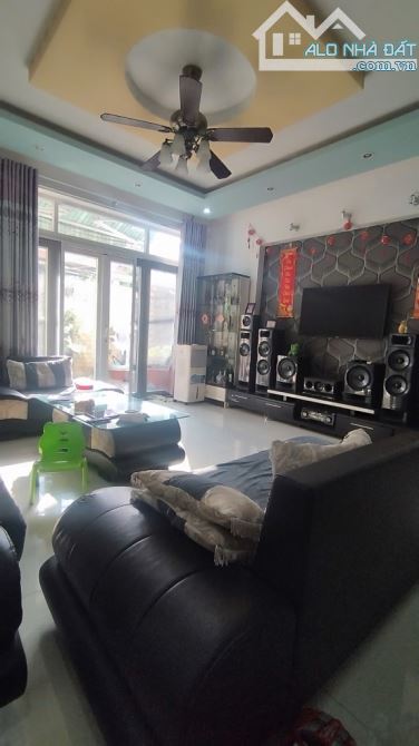 Bán Nhà 127m2 , Ngang 9M , 3 TẦNG Huỳnh Tấn Phát , Nhà Bè , Chỉ 5 Tỷ 7 - 2